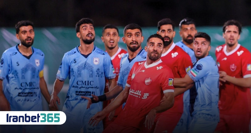 لحظه حساس دیدار پرسپولیس و چادرملو در هفته چهارم لیگ برتر ایران