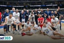 تیم ملی والیبال ایران پس از پیروزی مقابل فیلیپین در لیگ ملت‌های والیبال ۲۰۲۵ جشن می‌گیرد